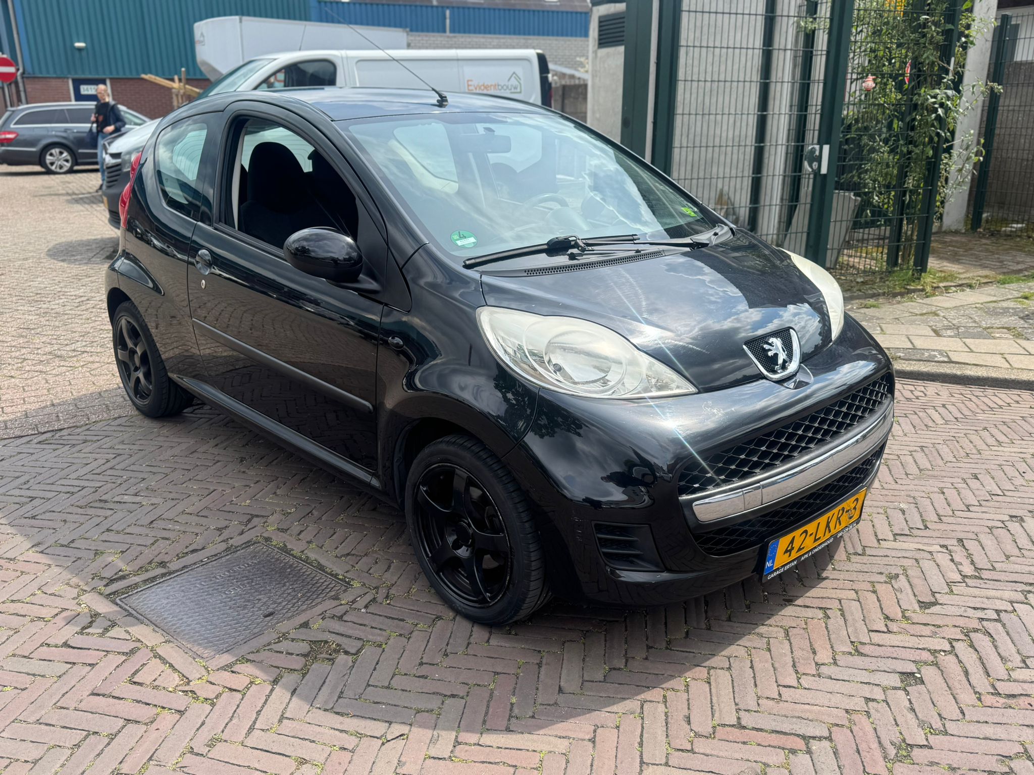 PEUGEOT PEUGEOT 107
